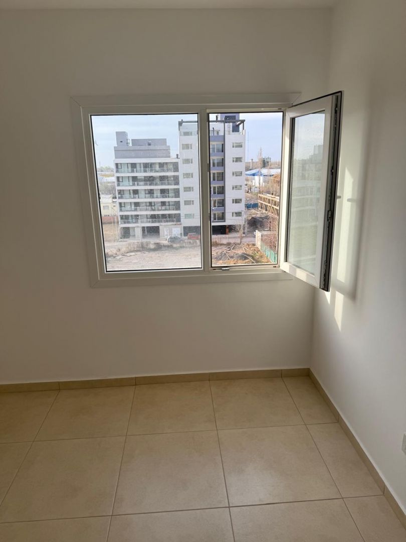 Departamento en Alquiler en Neuquen, Neuquen