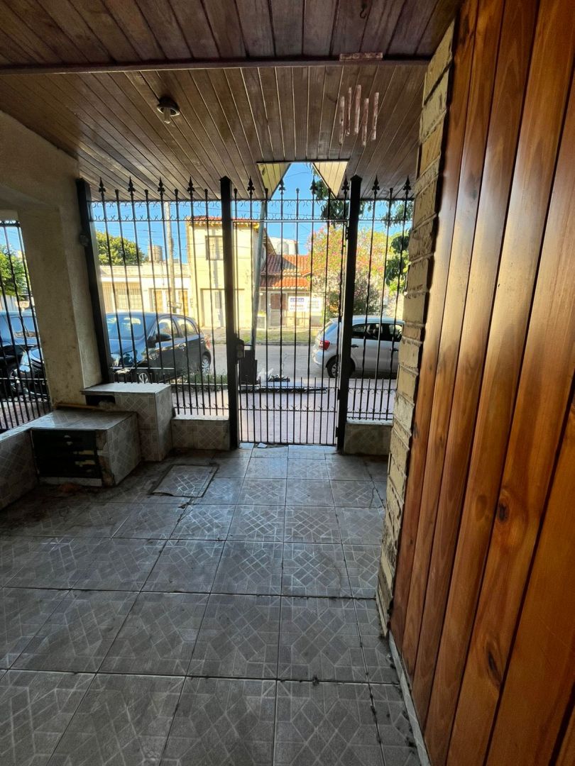 Casa en Venta en Moron, G.B.A. Zona Oeste