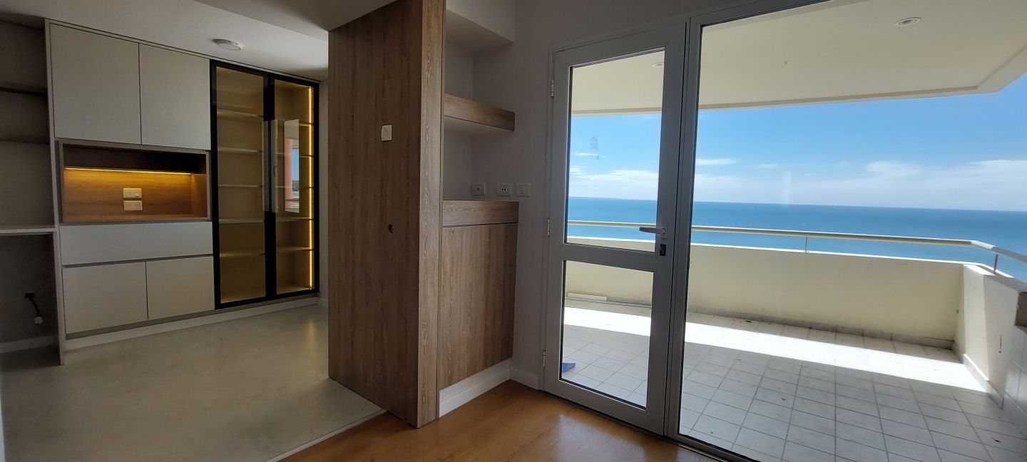 VENTA DE DEPARTAMENTO EN PUERTO MADRYN - FRENTE AL MAR - 4