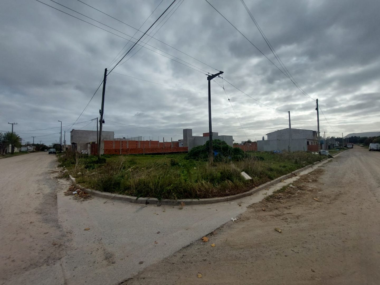 Lote en venta 200m² con servicios — Balcarce