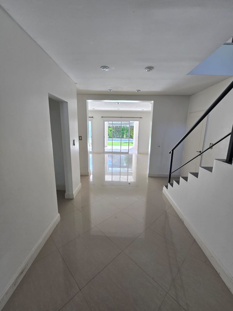 Casa EN ALQUILER