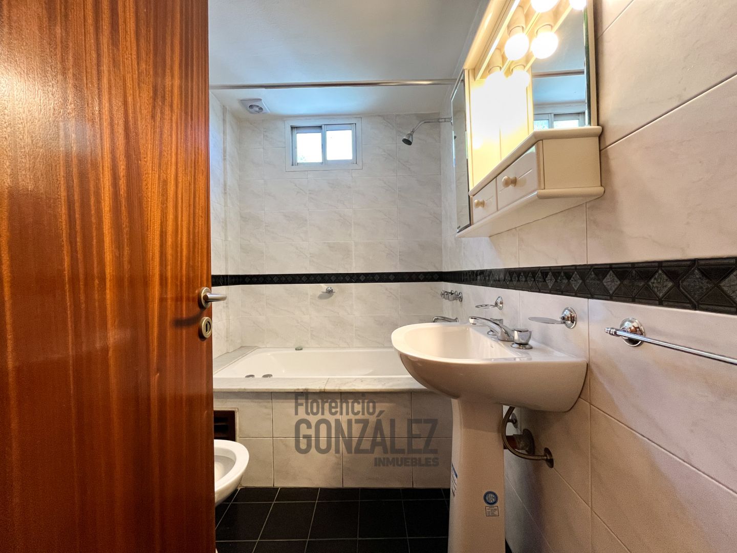 ALQUILER DE DEPARTAMENTO EN Capital Federal - Liniers - 23
