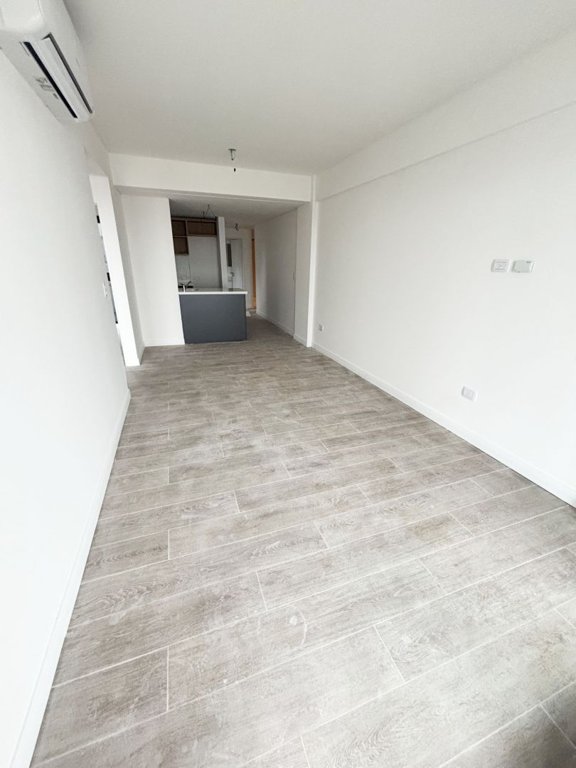 Departamento en Av. Independenci 2500