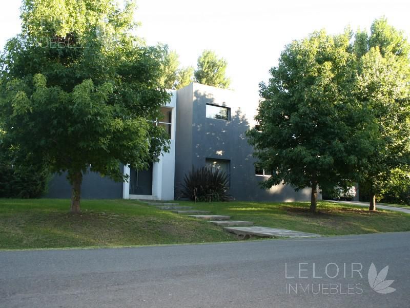 Casa en Venta en Ituzaingo, G.B.A. Zona Oeste