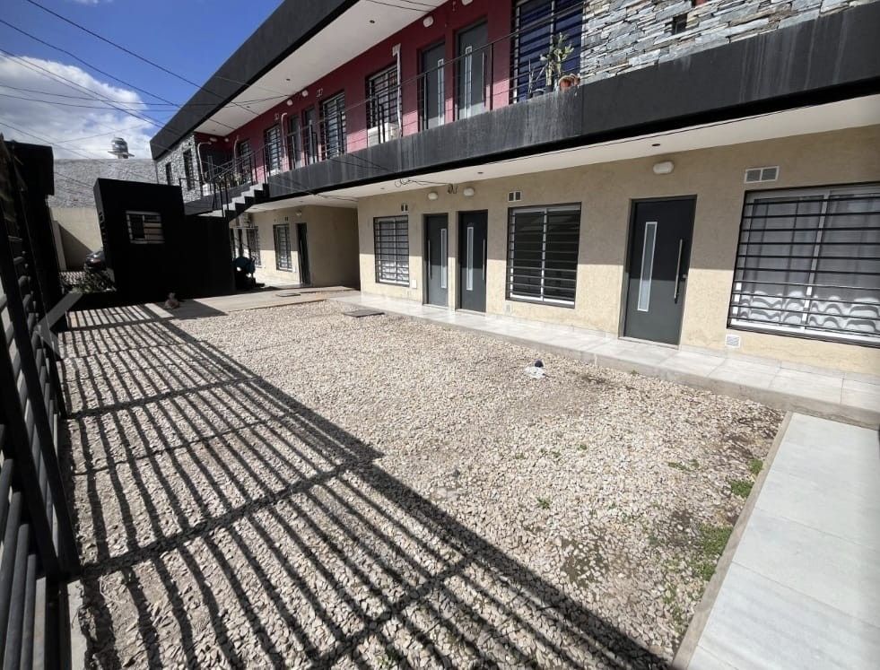 ALQUILER DE DEPARTAMENTO EN José C Paz - 2
