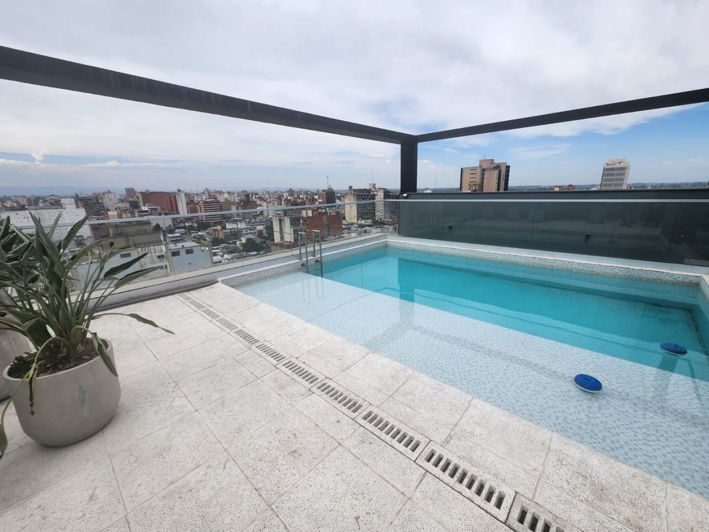 VENTA DE DEPARTAMENTO EN San Miguel de Tucumán - 4