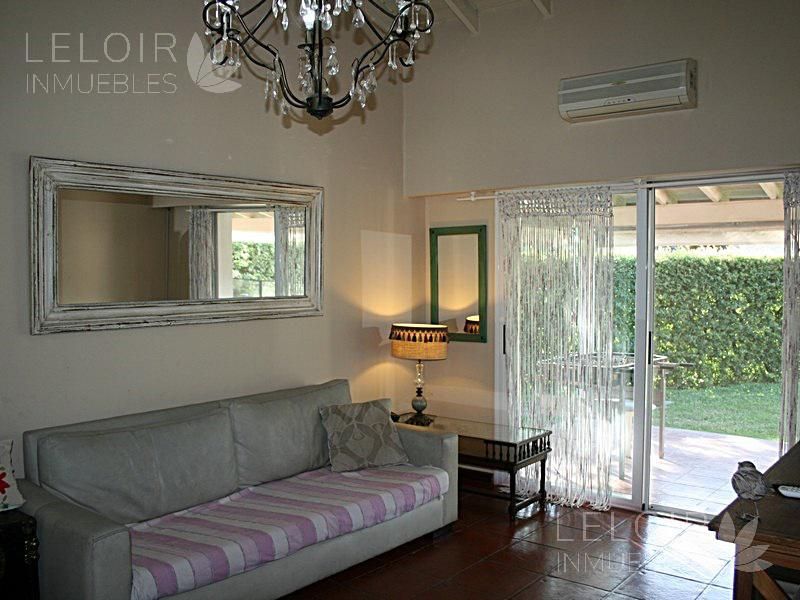 Casa en Venta en Ituzaingo, G.B.A. Zona Oeste