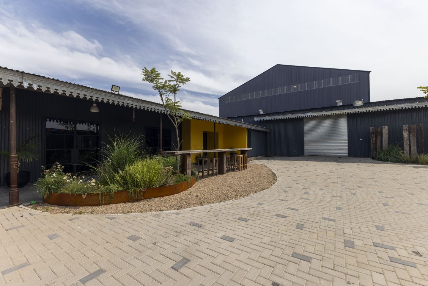 VENTA DE GALPON EN Tigre - Don Torcuato - 23