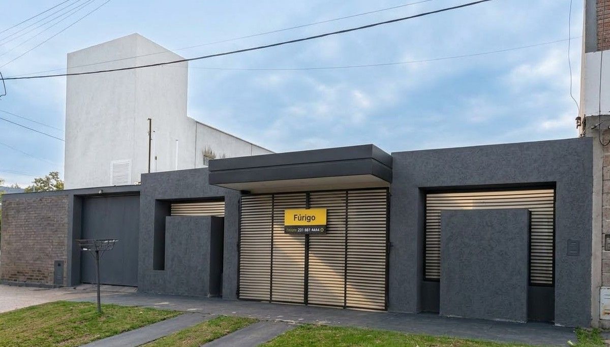 Casa en Irigoyen 1200