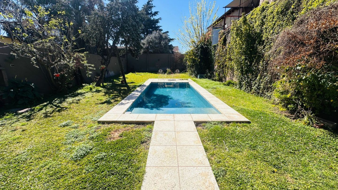 VENTA DE CASA EN José C Paz - 28