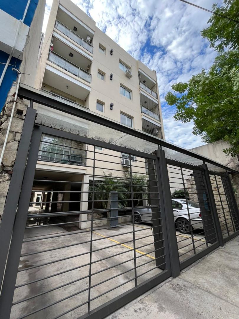 Departamento en Alquiler en Moron, G.B.A. Zona Oeste