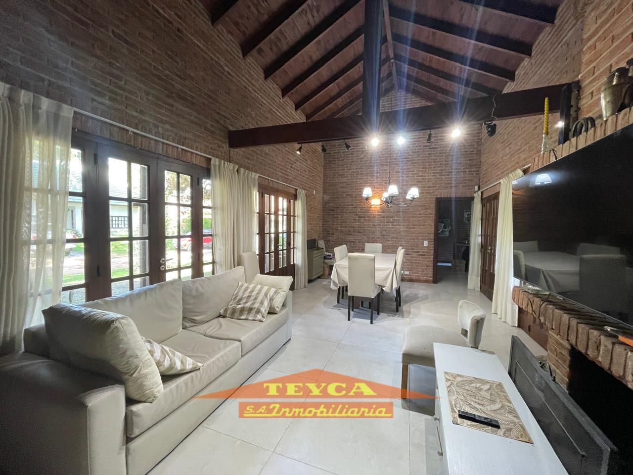 Casa en venta Golf Nuevo 5 ambientes