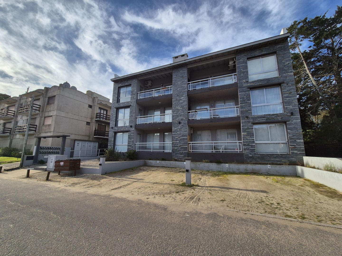 Departamento en Venta en Pinamar, Buenos Aires Costa Atlantica