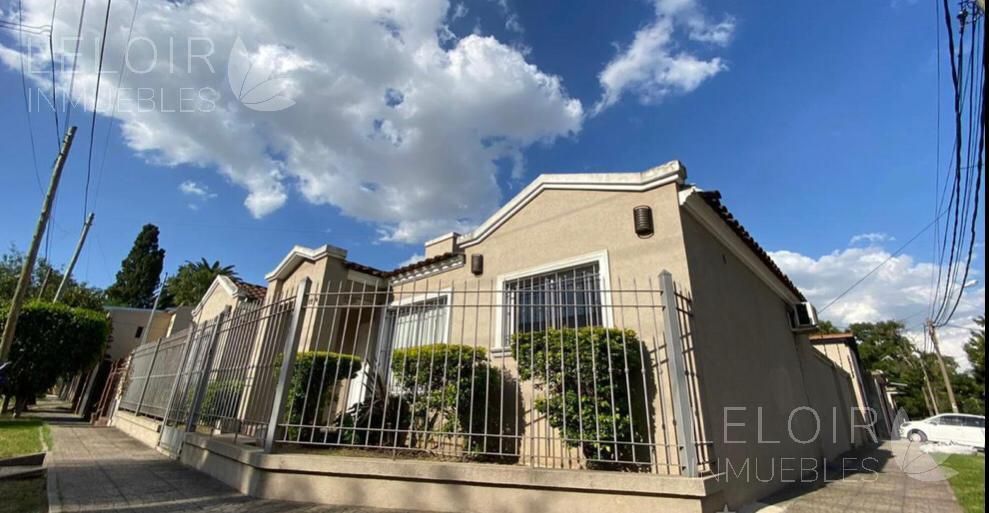 Casa en Venta en Moron, G.B.A. Zona Oeste