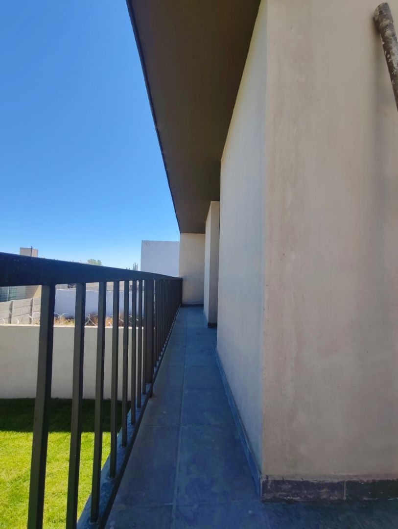 ALQUILER DE CASA EN Neuquén - Confluencia - 26