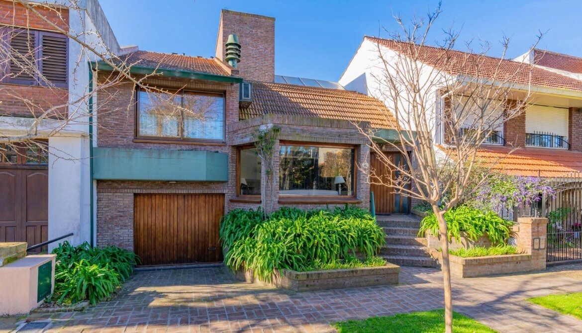 Casa en venta Los Troncos 5 ambientes