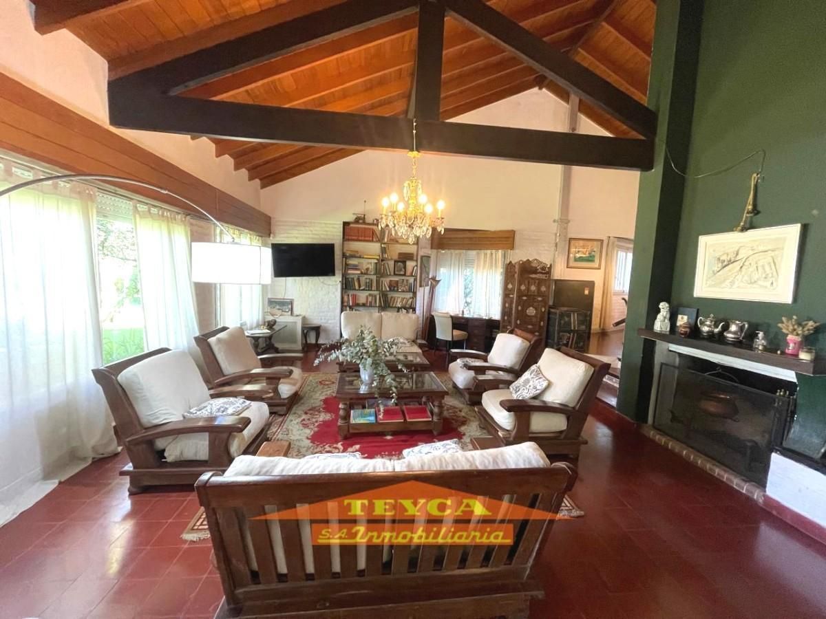 Casa en venta Lasalle 5 ambientes