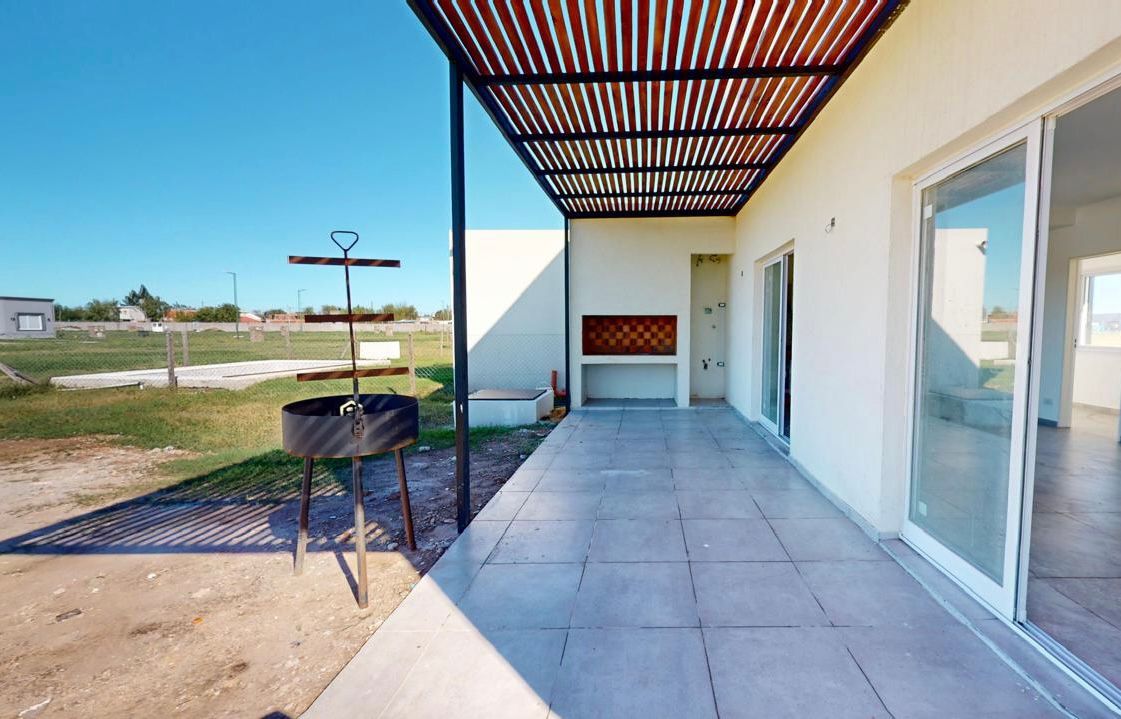 VENTA DE CASA EN Ezeiza - Laguna Azul - 37