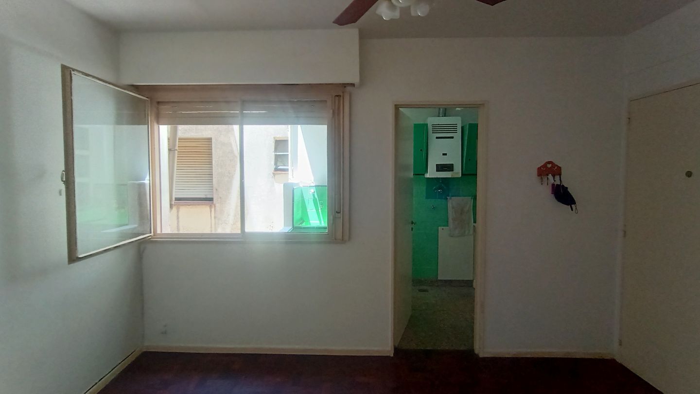 VENTA DE DEPARTAMENTO EN Capital Federal - Floresta - 7