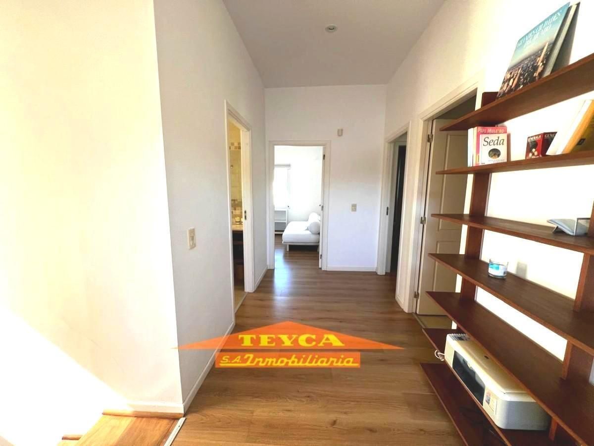 Casa en venta La Herradura 5 ambientes