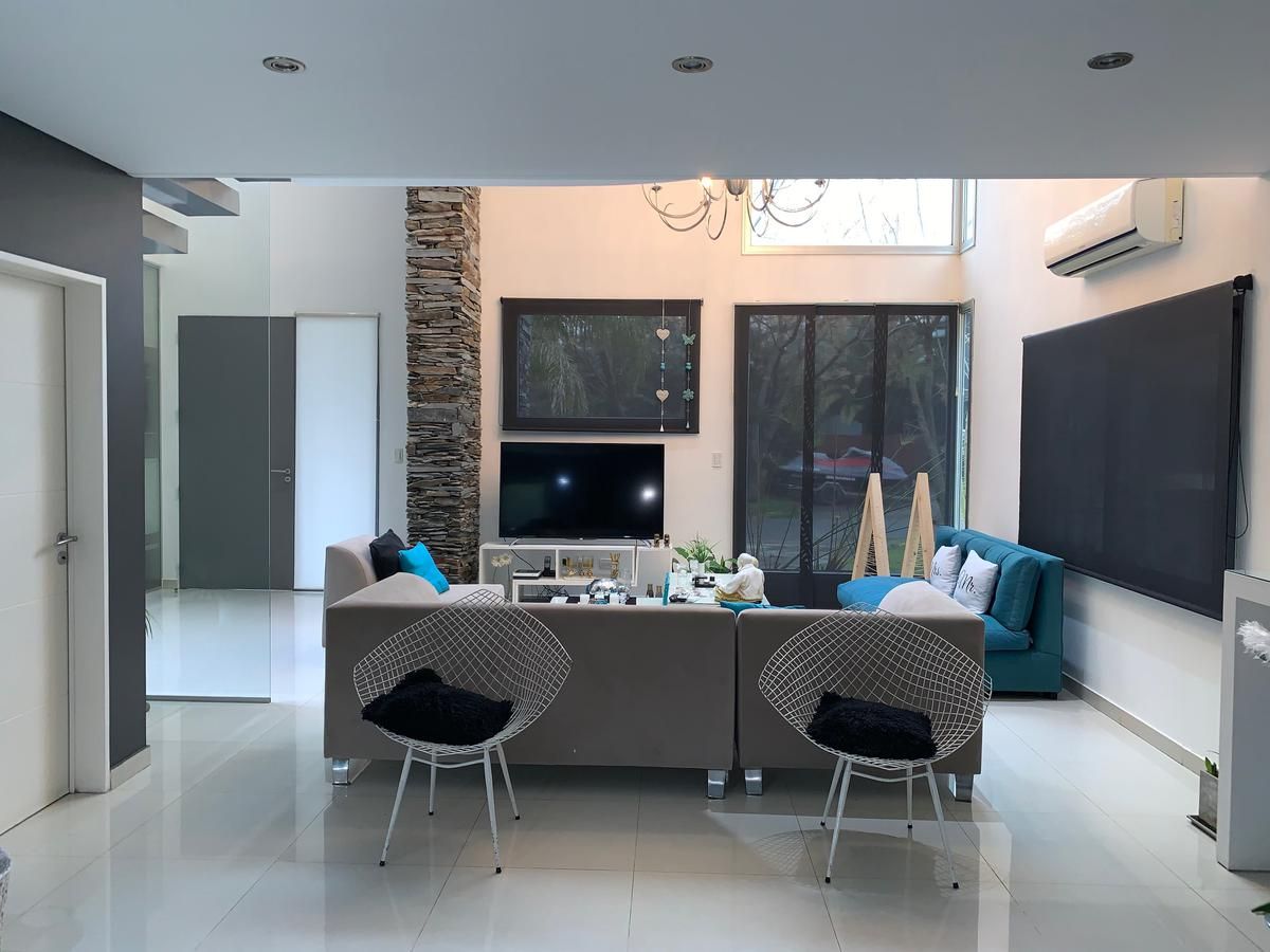 Casa en Venta en Ituzaingo, G.B.A. Zona Oeste