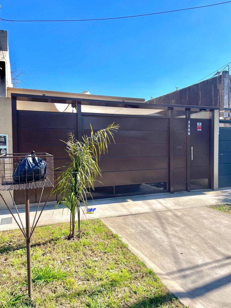 Casa en Venta en General San Martin, G.B.A. Zona Norte