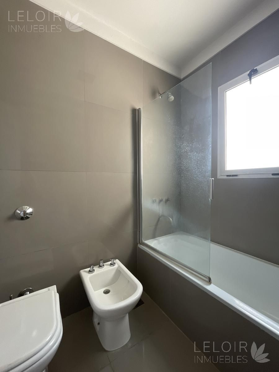 Casa en Venta en Ituzaingo, G.B.A. Zona Oeste