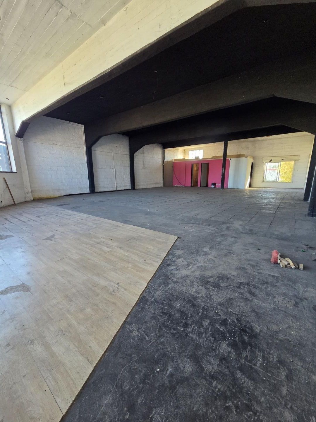 Local Comercial en Alquiler en Ituzaingo, G.B.A. Zona Oeste