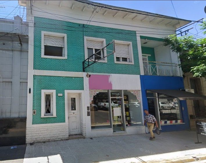 Casa en URQUIZA 700