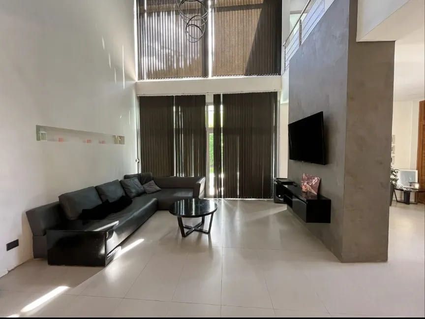 VENTA DE CASA EN Ezeiza - Lagos de Canning - 2