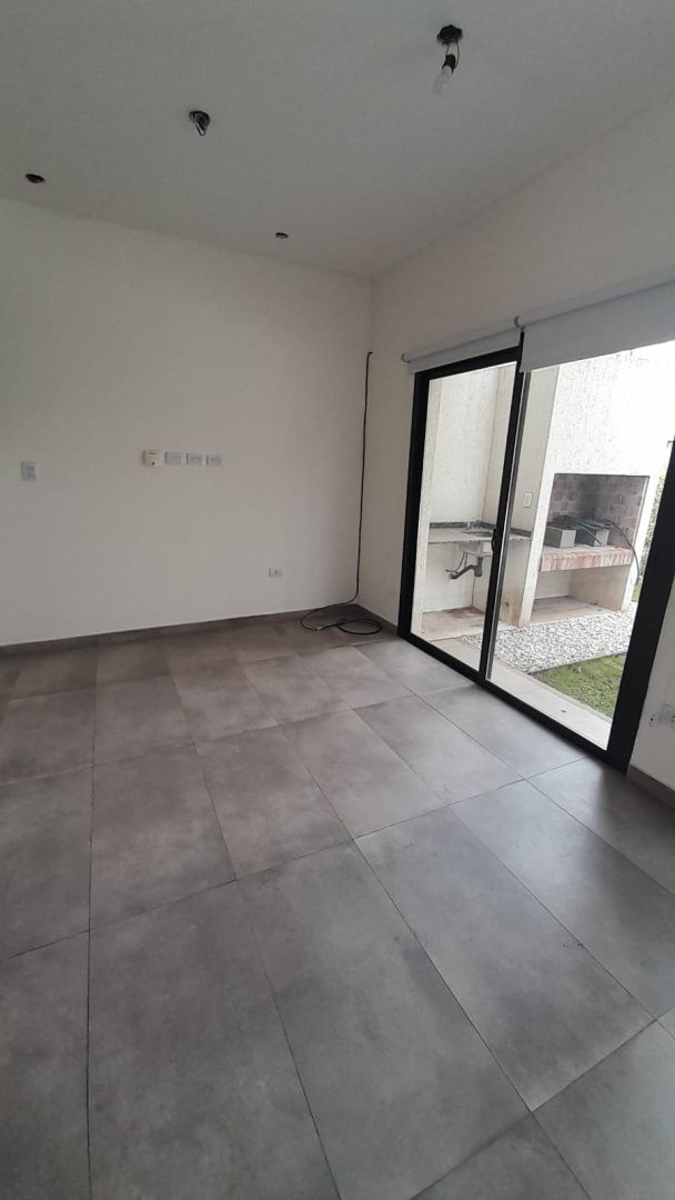 Casa en Venta en Ituzaingo, G.B.A. Zona Oeste