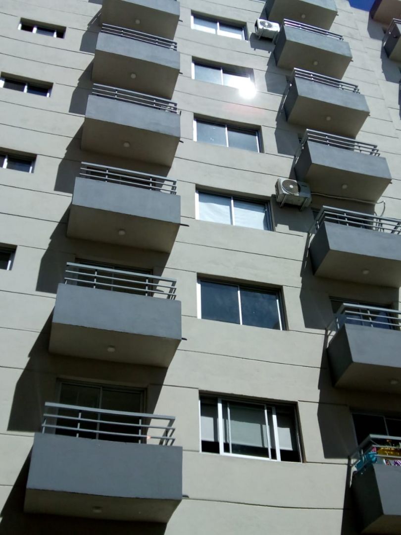 Departamento en Av.Rivadavia 15200