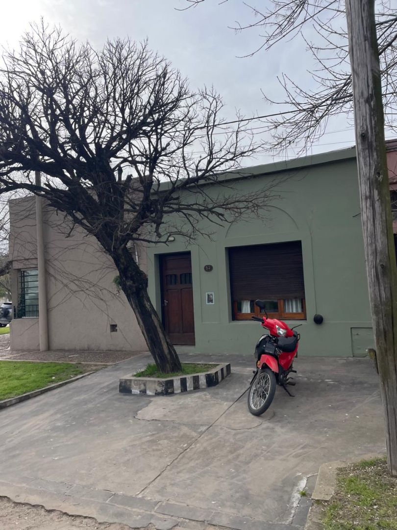 Casa en Artigas 100