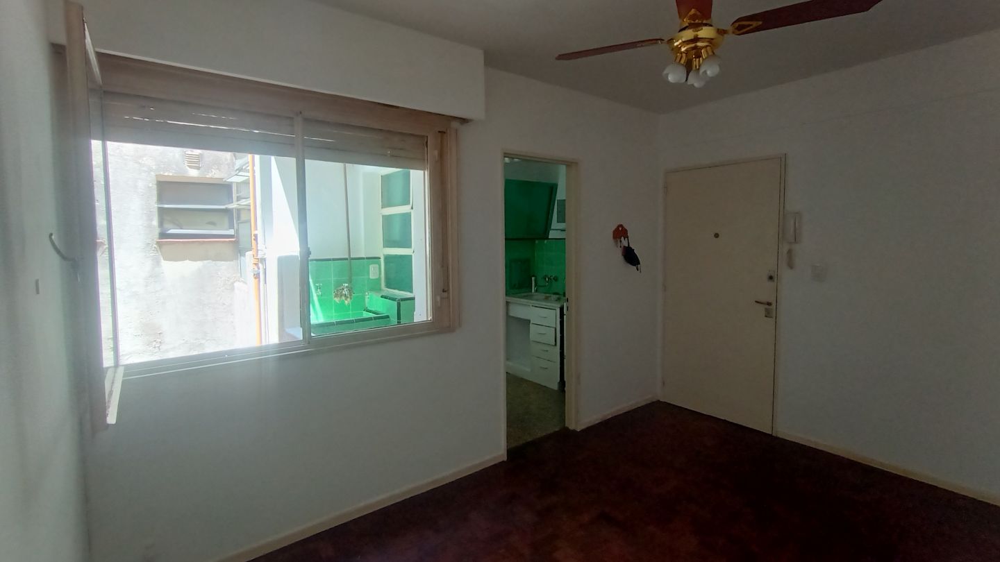 VENTA DE DEPARTAMENTO EN Capital Federal - Floresta - 5
