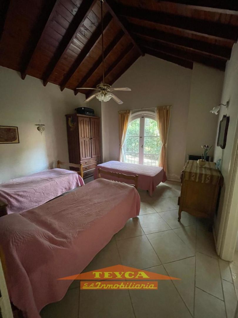Casa en venta Lasalle 4 ambientes