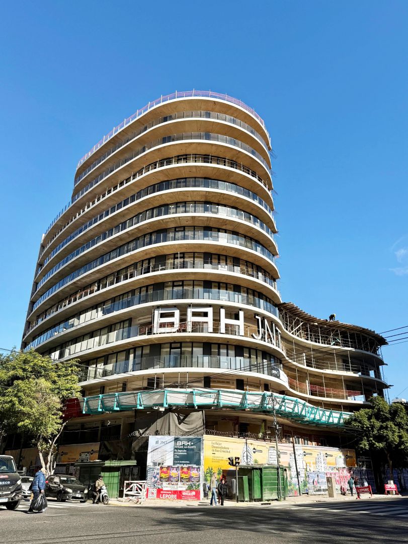 Departamento en Av. San Juan 2500