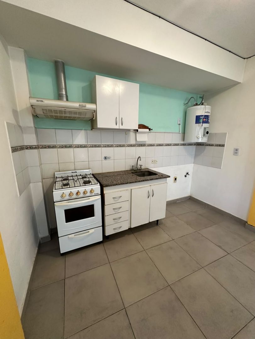 Departamento en Ortiz de Rosas 900