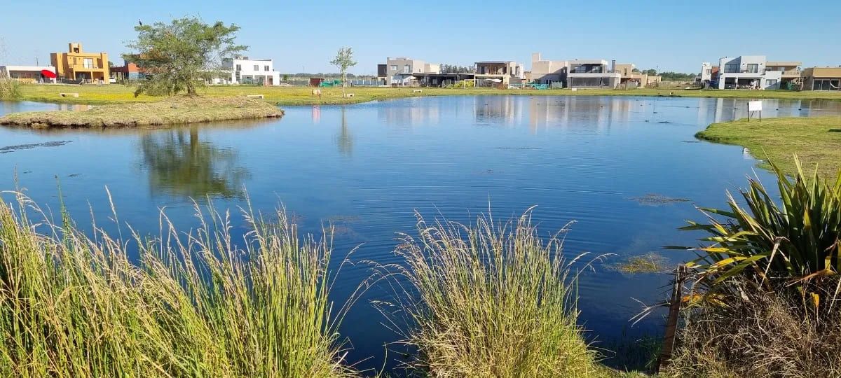 VENTA DE LOTE EN Ezeiza - Laguna Azul - 2