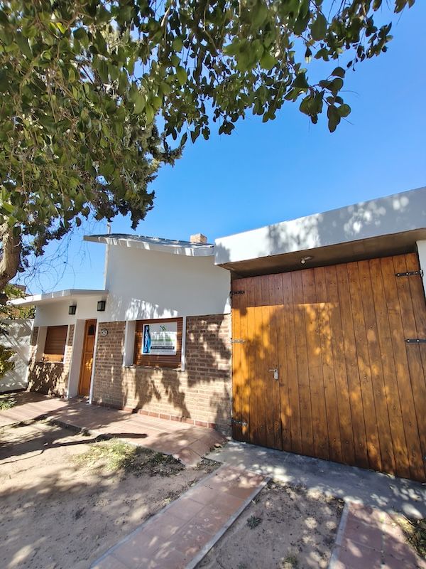 Casa en venta y alquiler Las Playas 3 ambientes