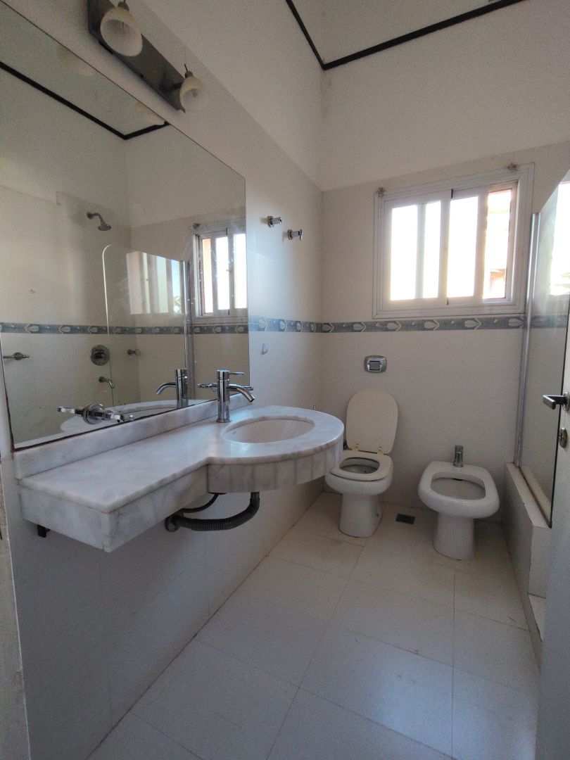Casa EN ALQUILER