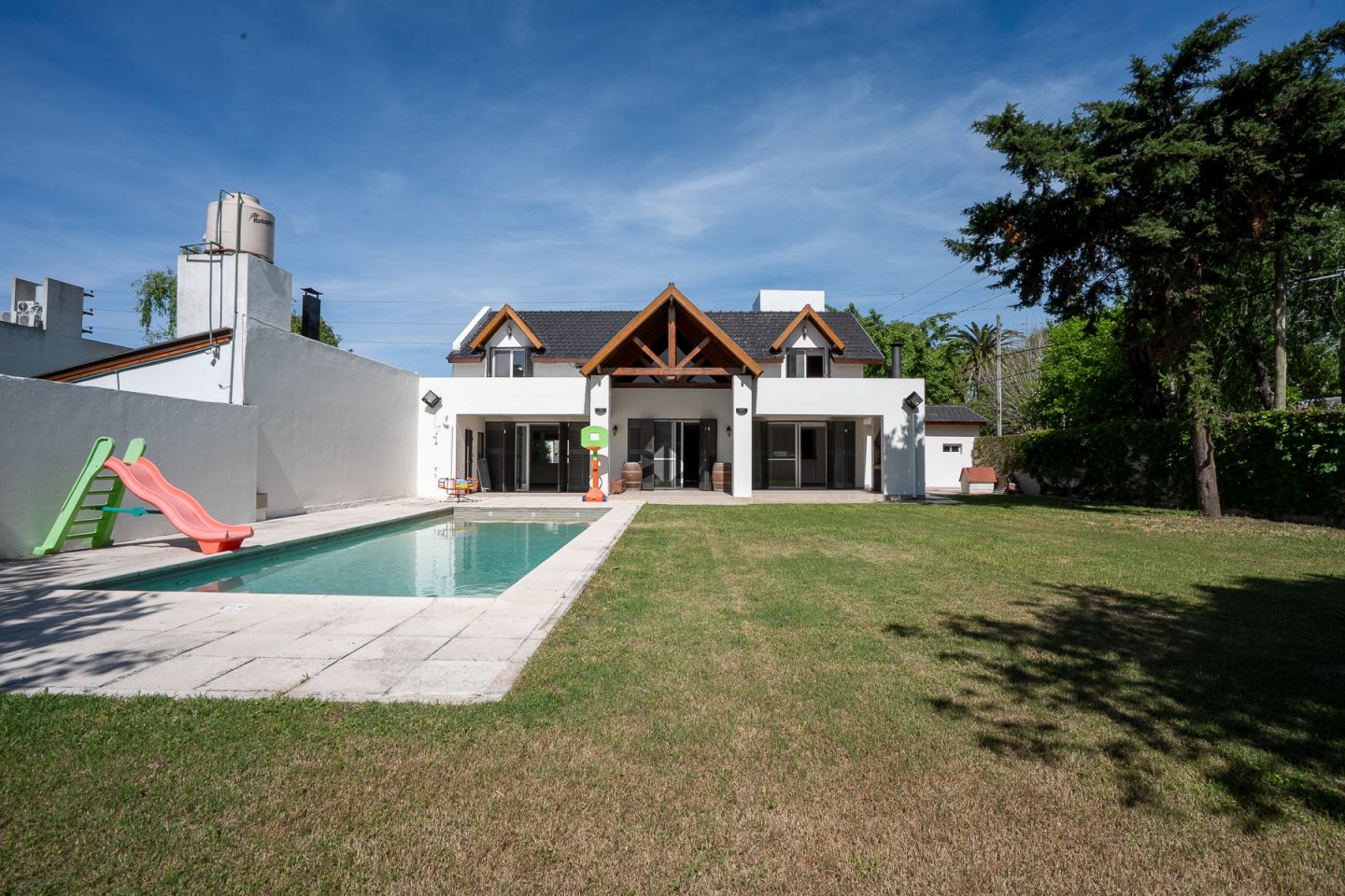 Casa EN VENTA