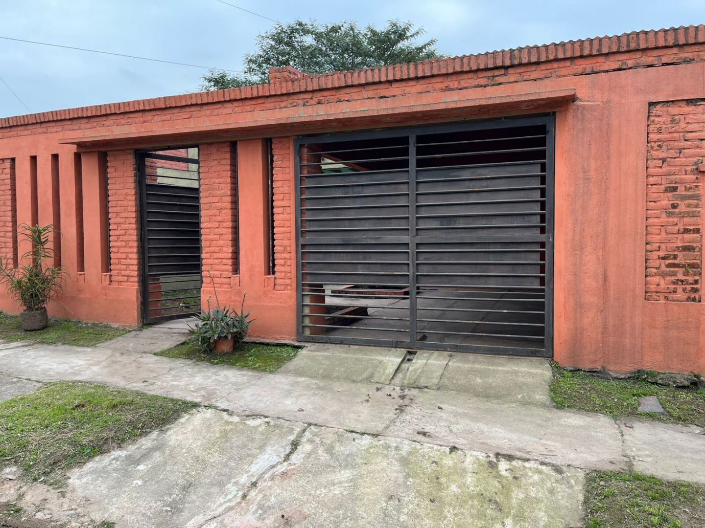 VENTA DE CASA EN Las Talitas - 95 viviendas - 3