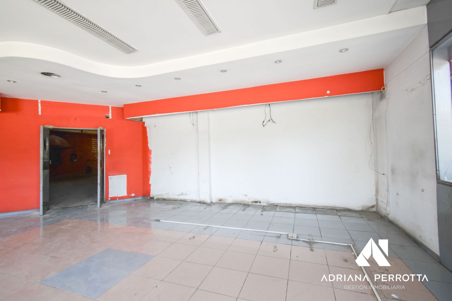 LOCAL EN VENTA