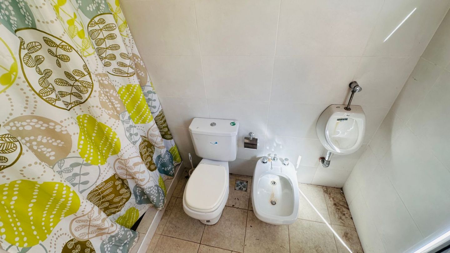 VENTA DE CASA EN José C Paz - 25