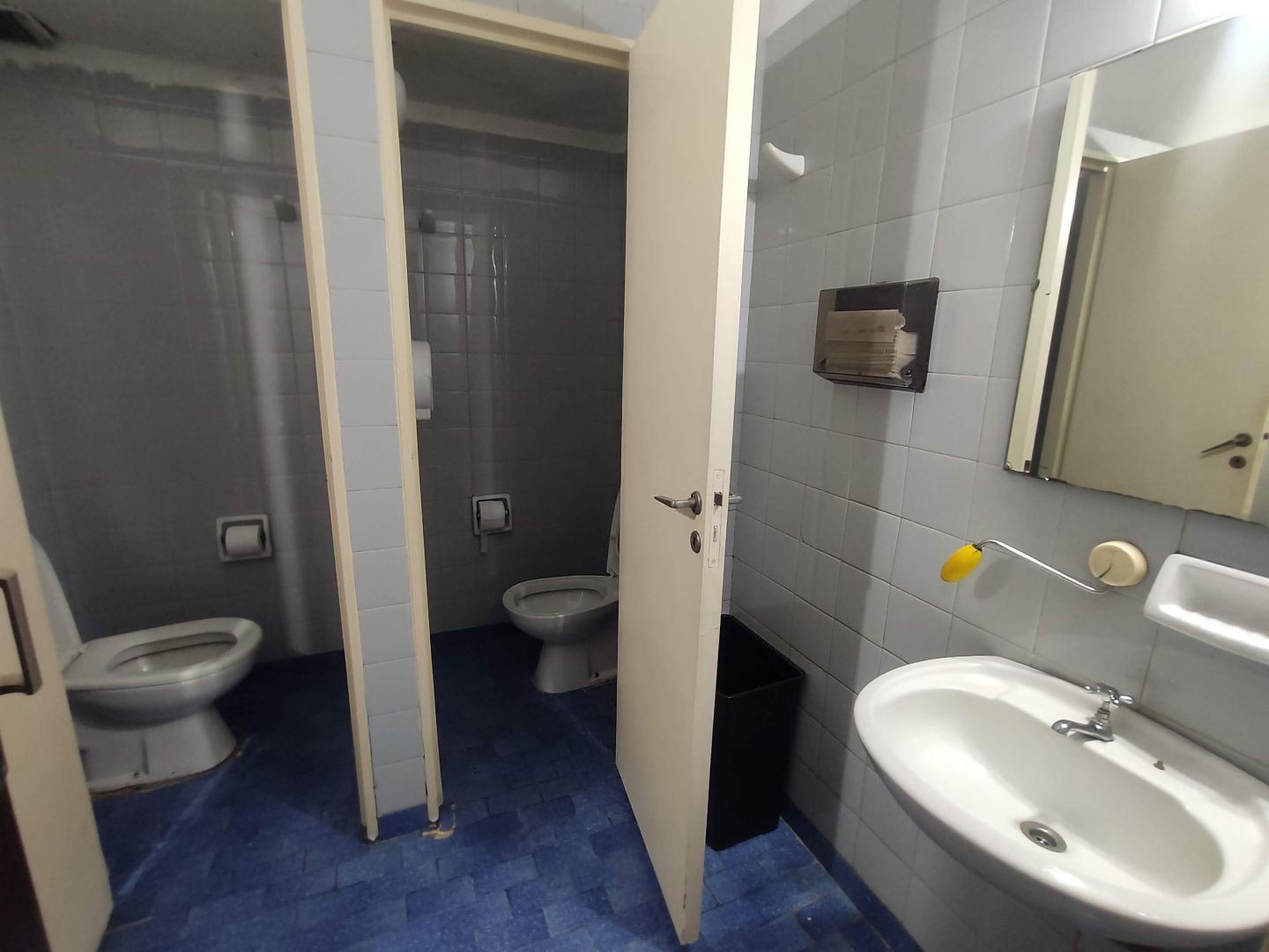 VENTA DE OFICINA EN Capital Federal - Retiro - 11