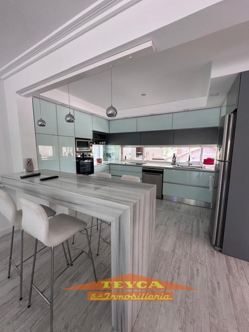 Casa en venta Golf Nuevo 5 ambientes