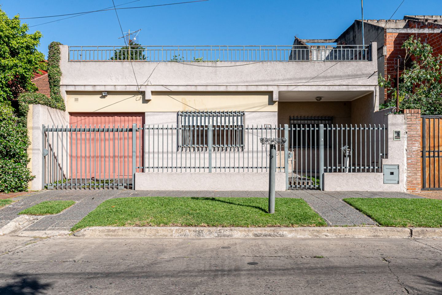 Casa en Venta en Moron, G.B.A. Zona Oeste