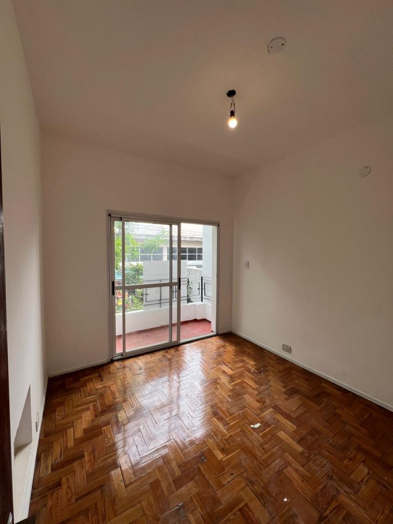 Local Comercial en Alquiler en General San Martin, G.B.A. Zona Norte