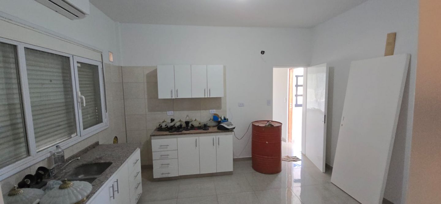 VENTA DE GALPON EN Centenario - 32