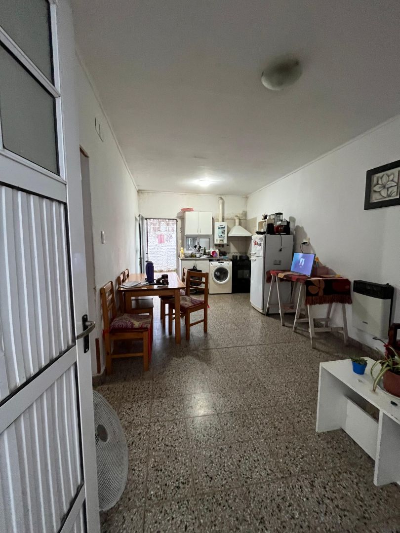Casa en venta Mariano Comas 1 ambientes
